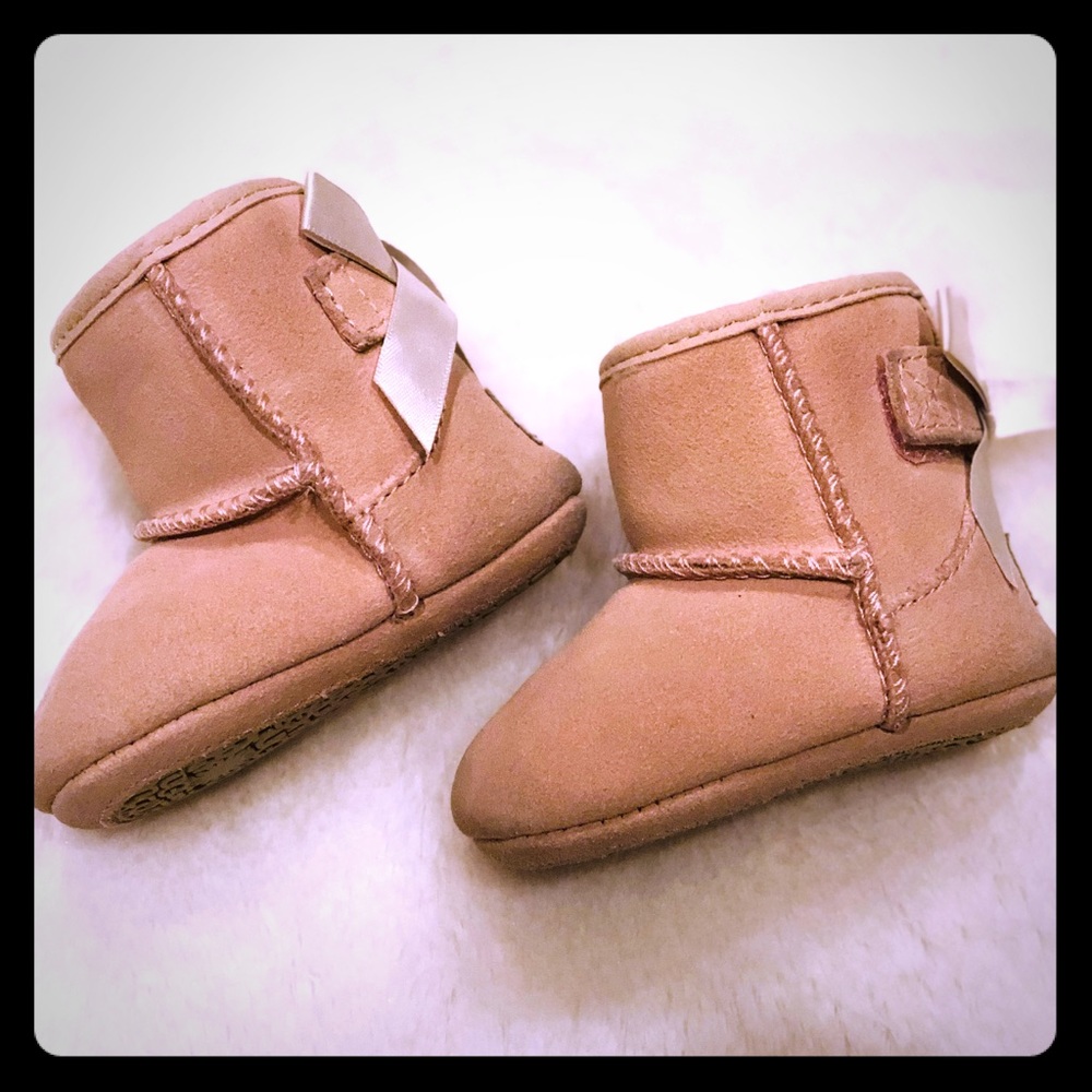Baby girl Uggs (Infant)